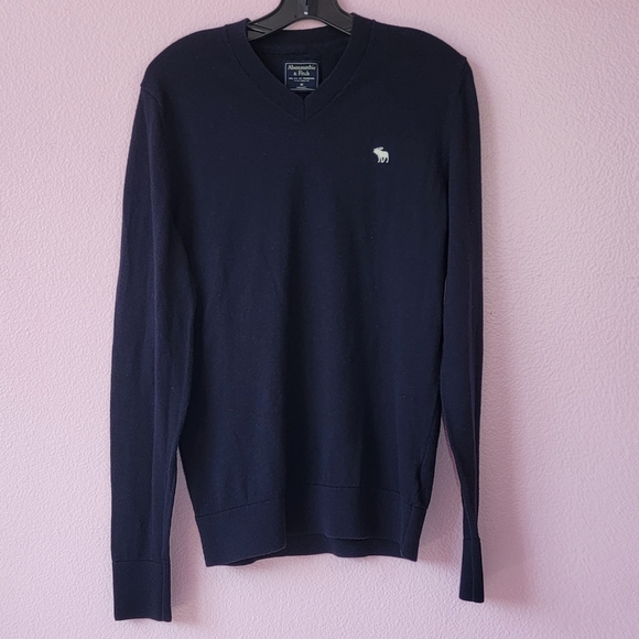 Abercrombie & Fitch V-Neck Sweater /M. - Picture 2 of 12